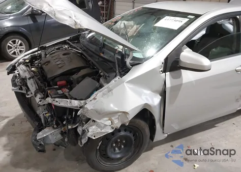 2016 Toyota Corolla Le z USA, uszkodzony, nr VIN 2T1BURHE1GC557355